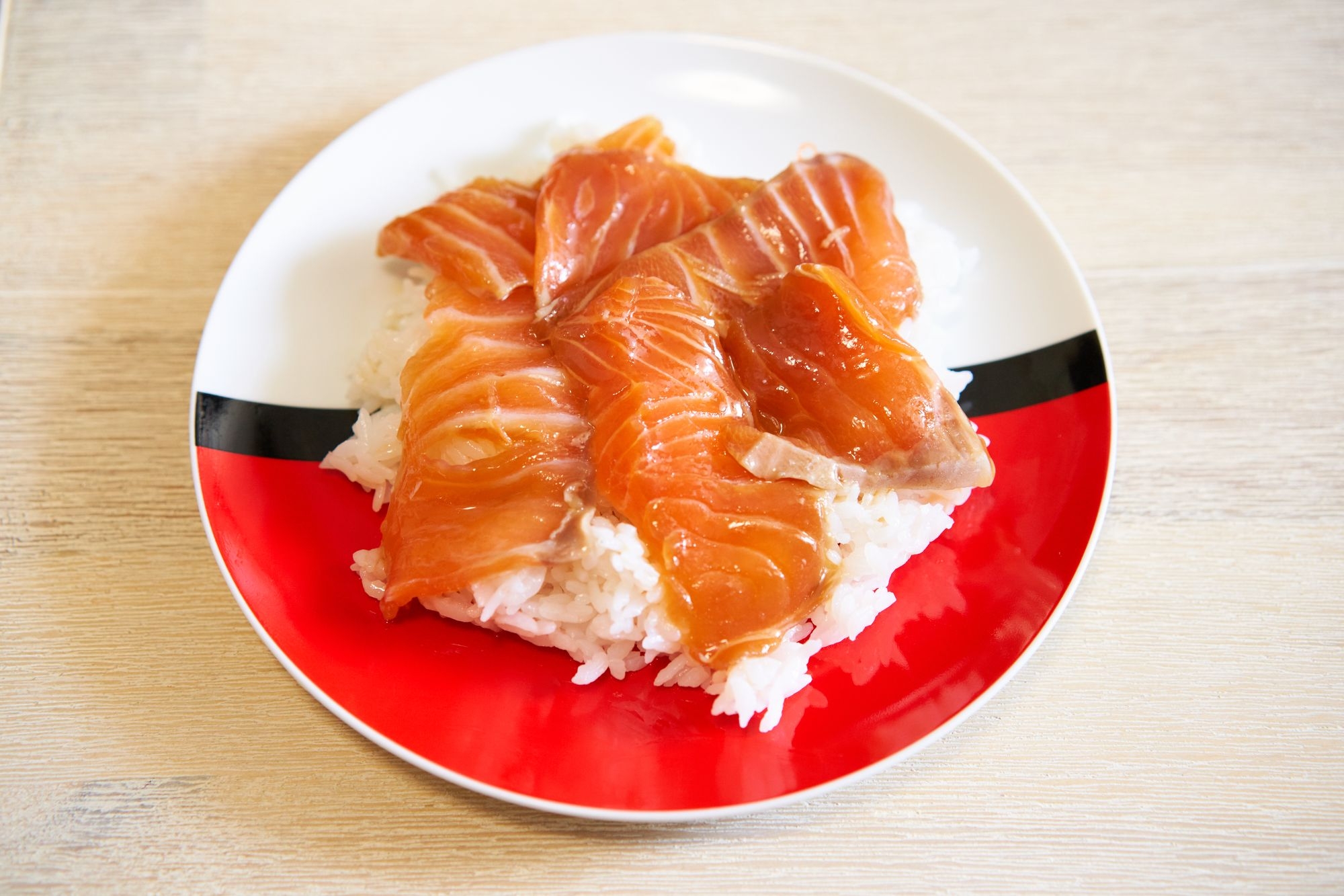 簡単☆ごま油めんつゆサーモン漬け丼 レシピ・作り方 by デビル青葉|楽天レシピ